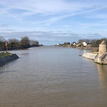 Gite Sur Grand Fort Philippe Exteriör bild